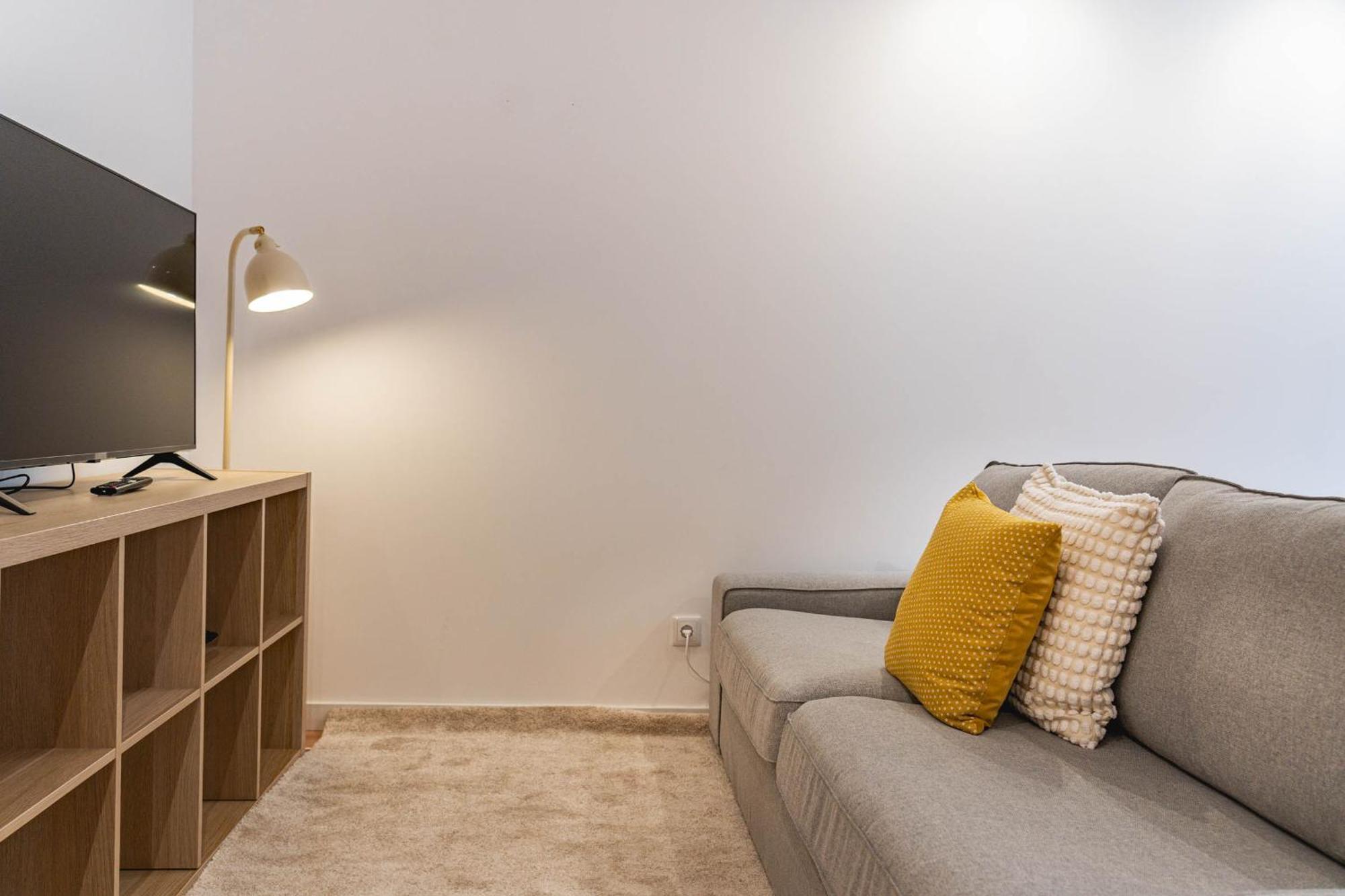 Blue Charm - Campolide Apartments 리스본 외부 사진