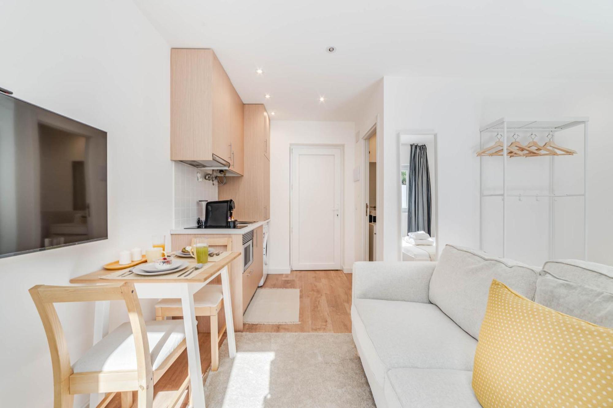Blue Charm - Campolide Apartments 리스본 외부 사진