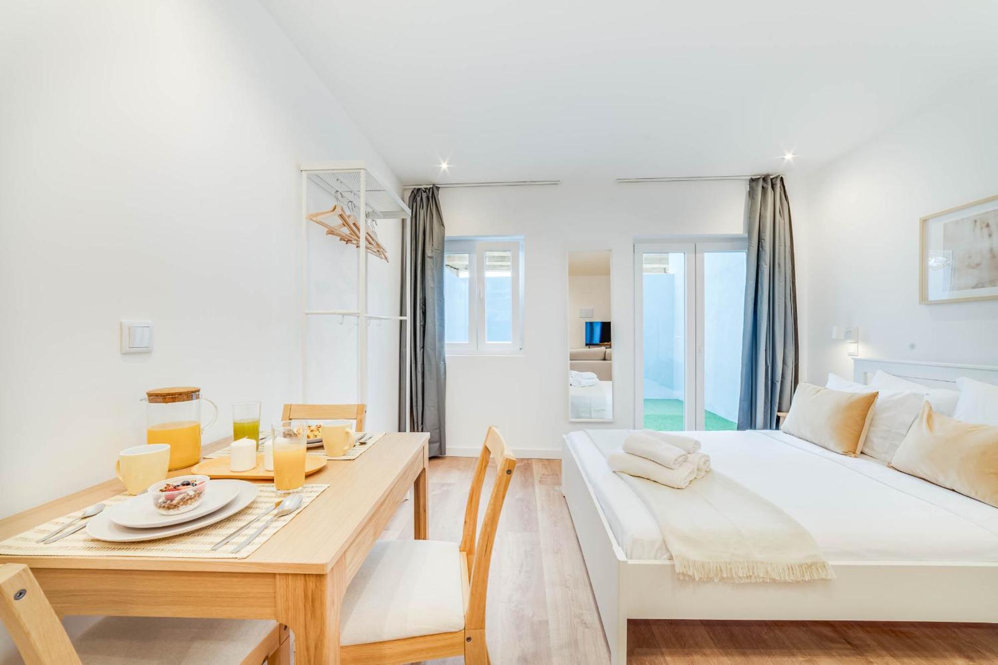 Blue Charm - Campolide Apartments 리스본 외부 사진