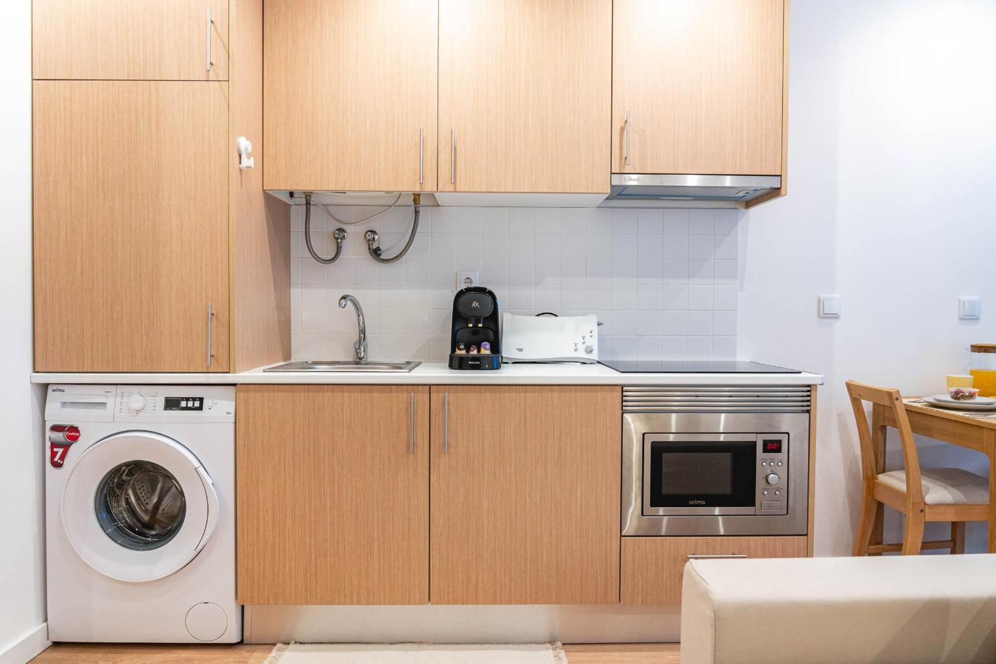 Blue Charm - Campolide Apartments 리스본 외부 사진